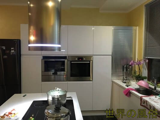 big-house-kitchen